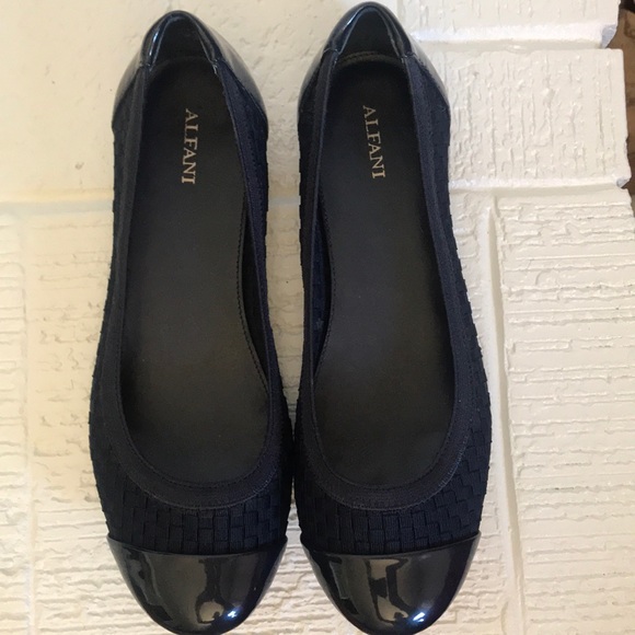 Alfani Navy Flats - Picture 3 of 7